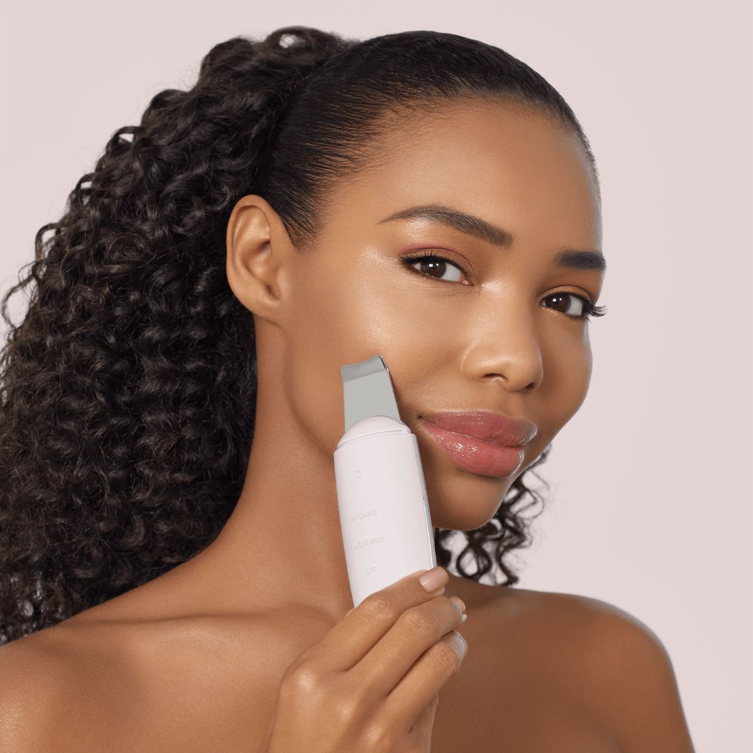 GESKE MicroCurrent Skin Scrubber BlackHead Remover 9 in 1